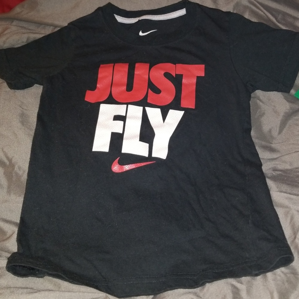 Nike t-shirt